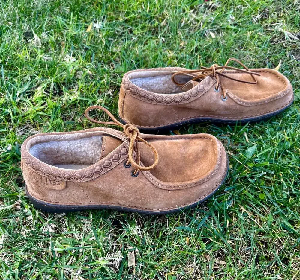 UGG